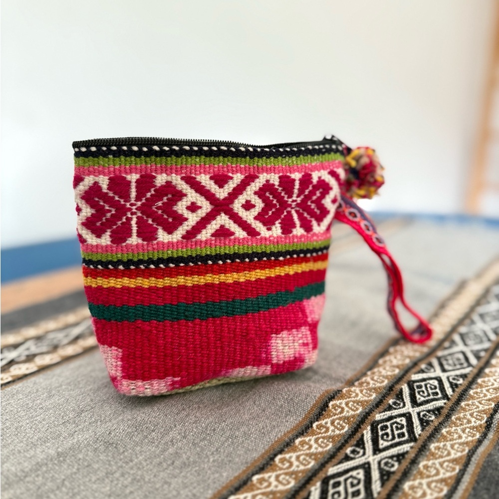 Handcrafted Multicolor Patterned Pouch From Alpaca - image 1